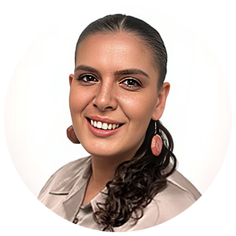 UTS Graduate Tina Thomas